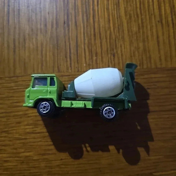 Set Of 3 Yatming Utility  Trucks - Picture 10 of 14